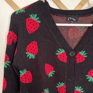 art class Strawberry-Print Cardigan